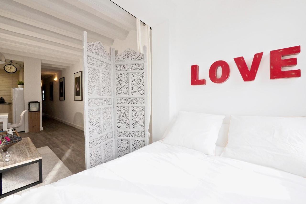 The White Flats Sant Antoni Apartment Barcelona Exterior photo